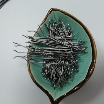 L'estremità agganciata incollata certificato del CE ha ondeggiato le fibre d'acciaio per il Frc Uhpc di armatura in cemento armato