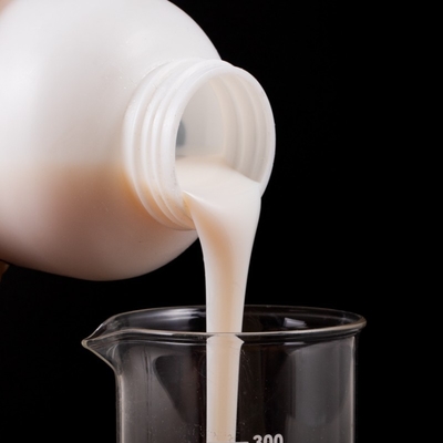 Emulsione Stirene-acrilica liquida traslucida bianca lattea R-309 del copolimero per l'olio a base d'acqua di rivestimento