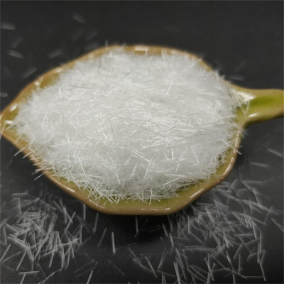 Fibre sintetiche monofilamentose trasparenti per UHPC per la decorazione degli edifici