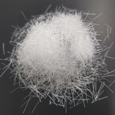 Fibre sintetiche monofilamentose trasparenti per UHPC per la decorazione degli edifici