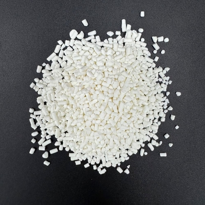 99% di purezza Tolyltriazole (TTA), granulo o polvere bianca, utilizzato come inibitore della corrosione e dell' antitrust per i metalli