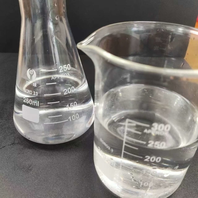 Agente di accoppiamento silano 570 Modificatore di superficie liquido ad alto contenuto per il trattamento del riempimento di adesivi e argilla