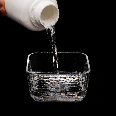 Liquido oleoso incolore e trasparente Citrato di Acetile Tributilico ATBC 99% Plastificante ecologico per PVC per imballaggi alimentari